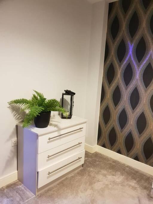 Luxury 9Ine Beautiful Bull Ring Apartment Free Parking Μπέρμιγχαμ Εξωτερικό φωτογραφία