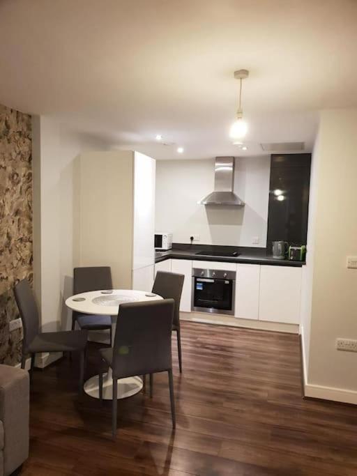 Luxury 9Ine Beautiful Bull Ring Apartment Free Parking Μπέρμιγχαμ Εξωτερικό φωτογραφία