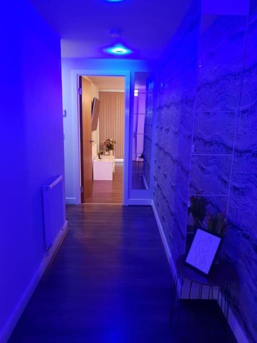 Luxury 9Ine Beautiful Bull Ring Apartment Free Parking Μπέρμιγχαμ Εξωτερικό φωτογραφία
